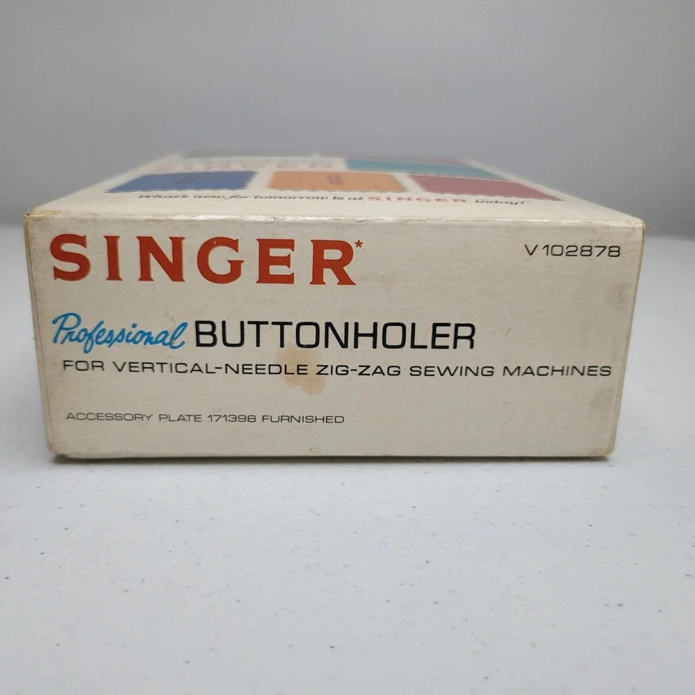 Vintage Singer Professional‎ Buttonholer Vertical Needle Zig-Zag V 102878 Boxed